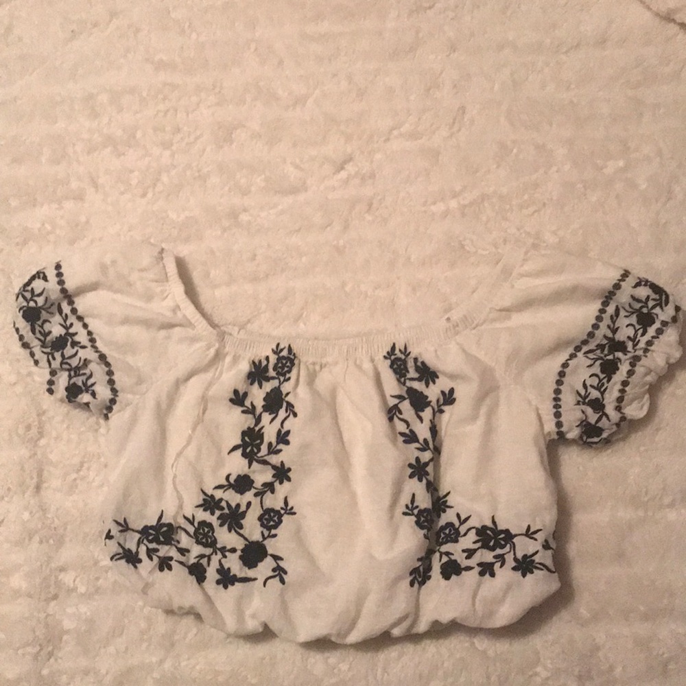 American Eagle Crop Top